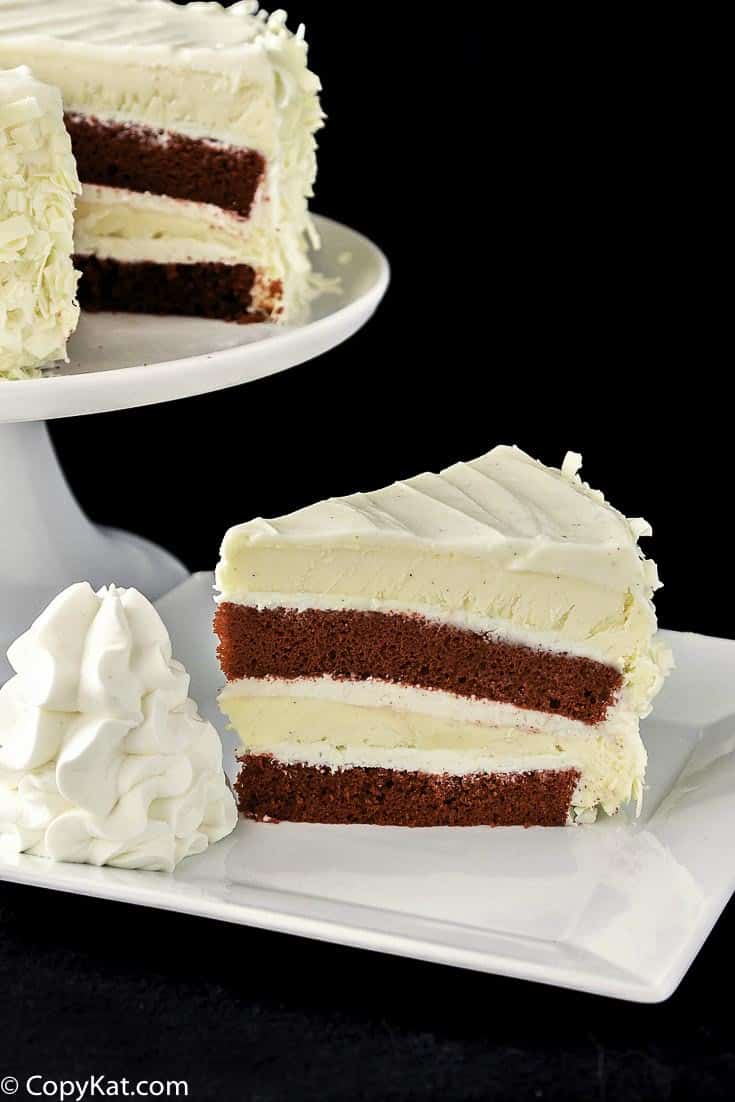 Make your own Cheesecake Factory Red Velvet Cheesecake at home with this copycat recipe. 